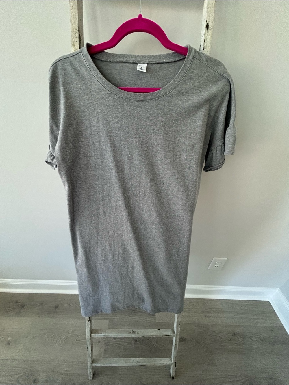 Old Navy Gray Short Sleeve Crewneck Shift Dress-M